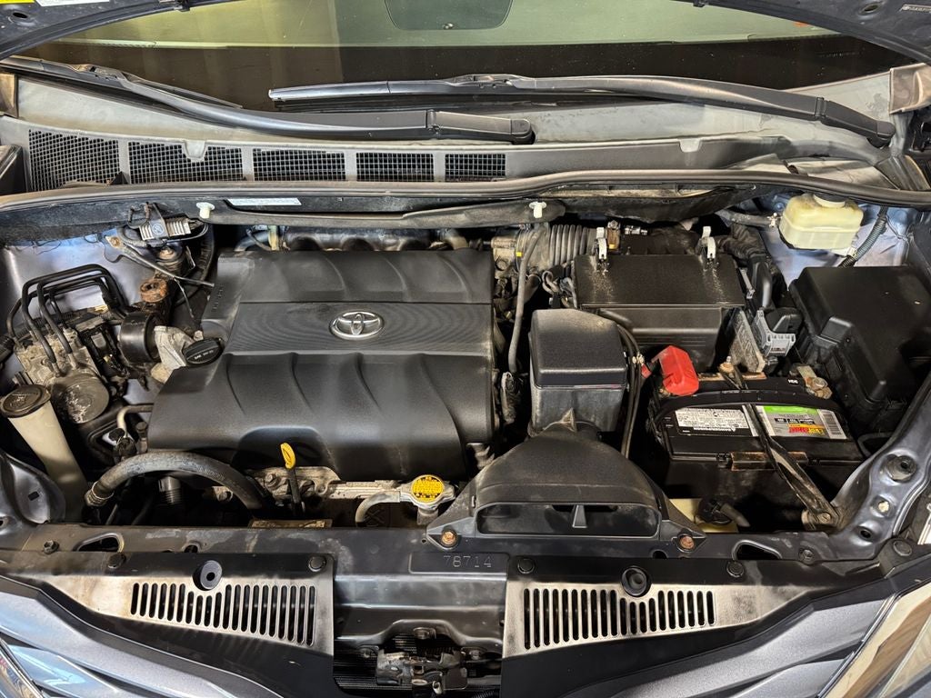 2015 Toyota Sienna LE 7 Passenger