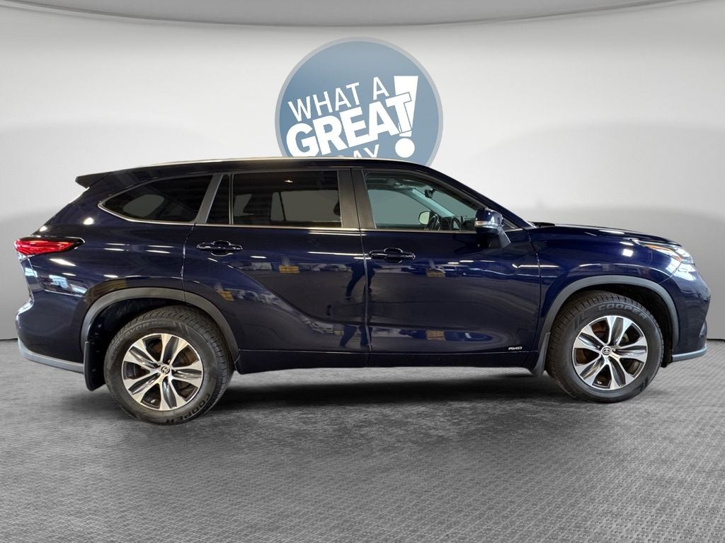 2023 Toyota Highlander Hybrid XLE