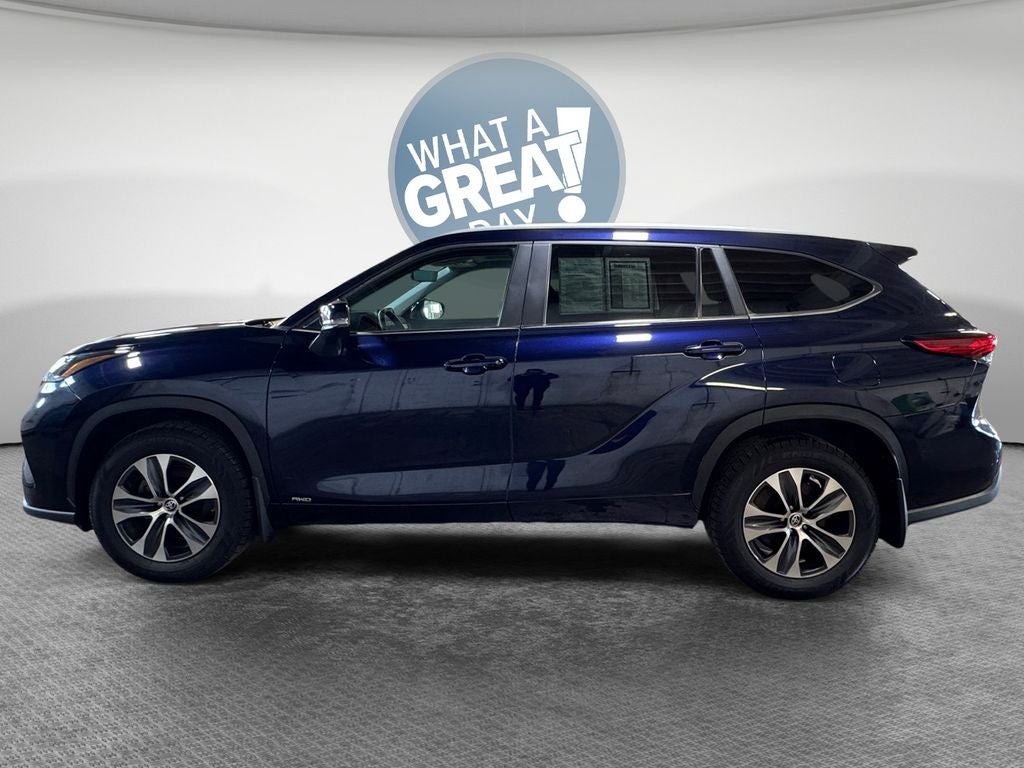 2023 Toyota Highlander Hybrid XLE