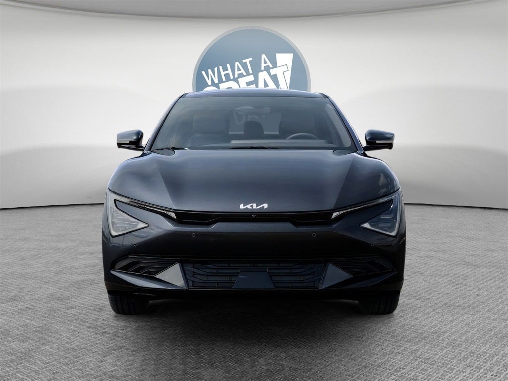 2025 Kia EV6 Base