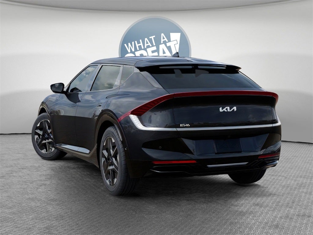 2025 Kia EV6 Base