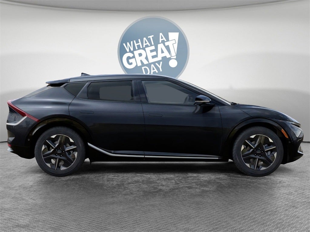 2025 Kia EV6 Base