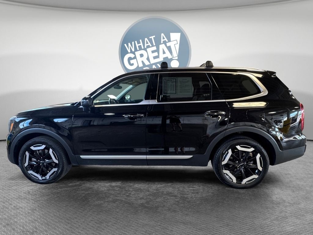 2024 Kia Telluride S MOON ROOF
