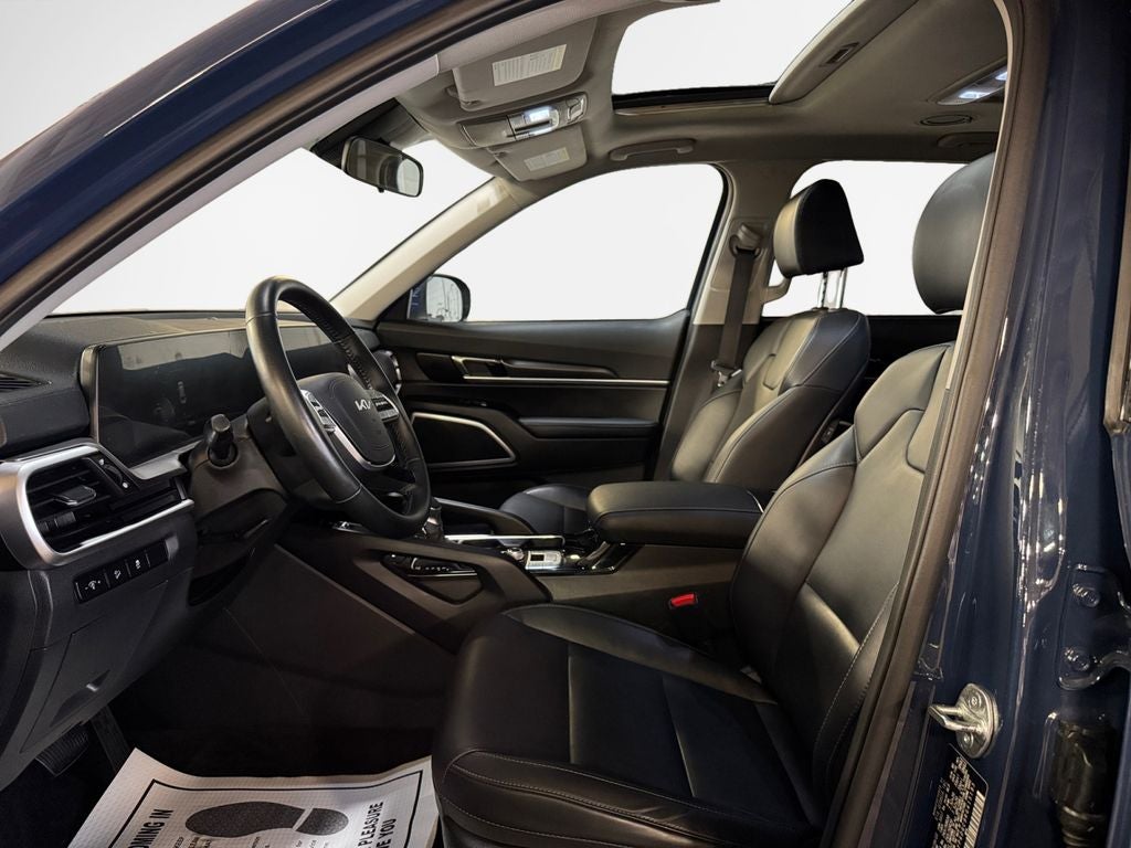 2024 Kia Telluride S MOONROOF