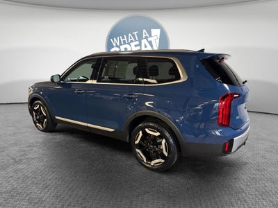 2024 Kia Telluride S MOONROOF