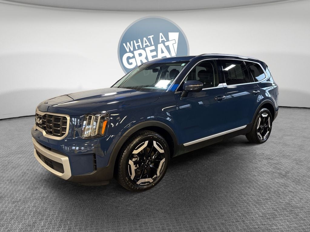 2024 Kia Telluride S MOONROOF