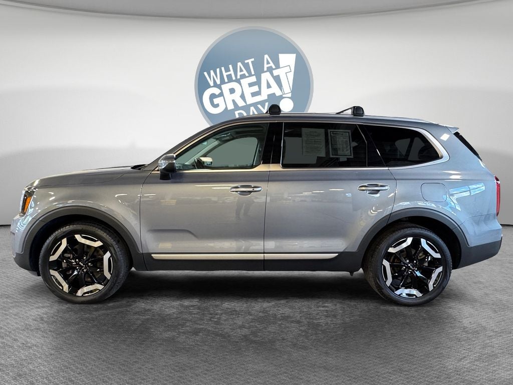 2024 Kia Telluride S MOONROOF