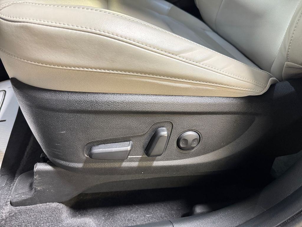 2024 Kia Telluride S MOONROOF