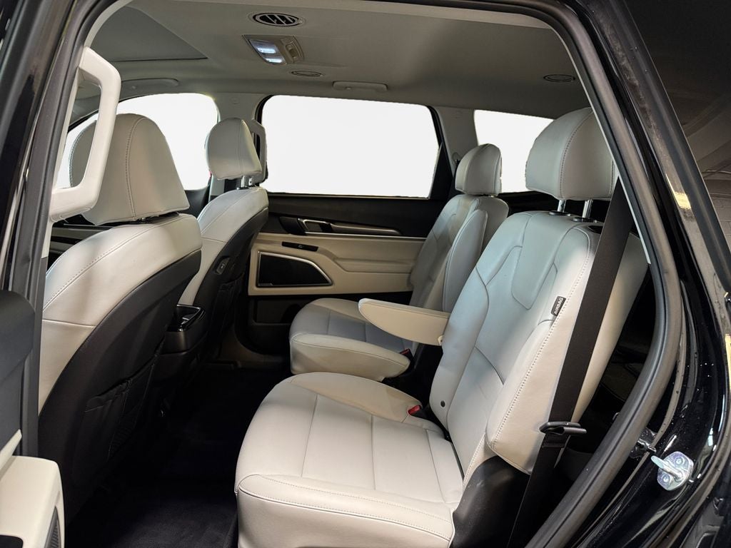 2024 Kia Telluride S MOONROOF