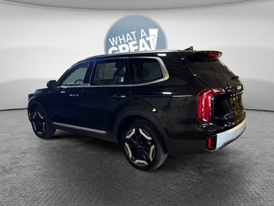 2024 Kia Telluride S MOONROOF