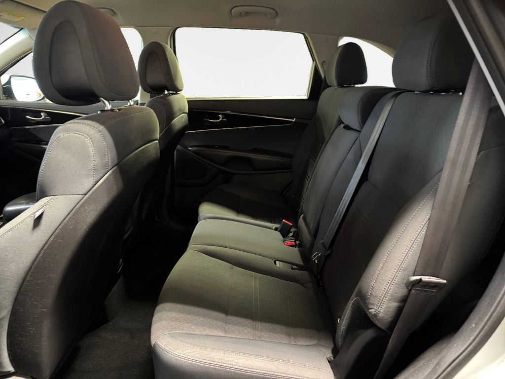 2016 Kia Sorento L FWD