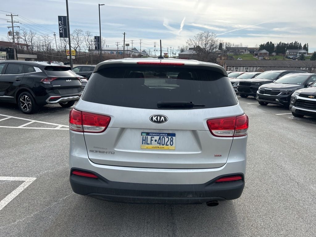 2016 Kia Sorento L FWD
