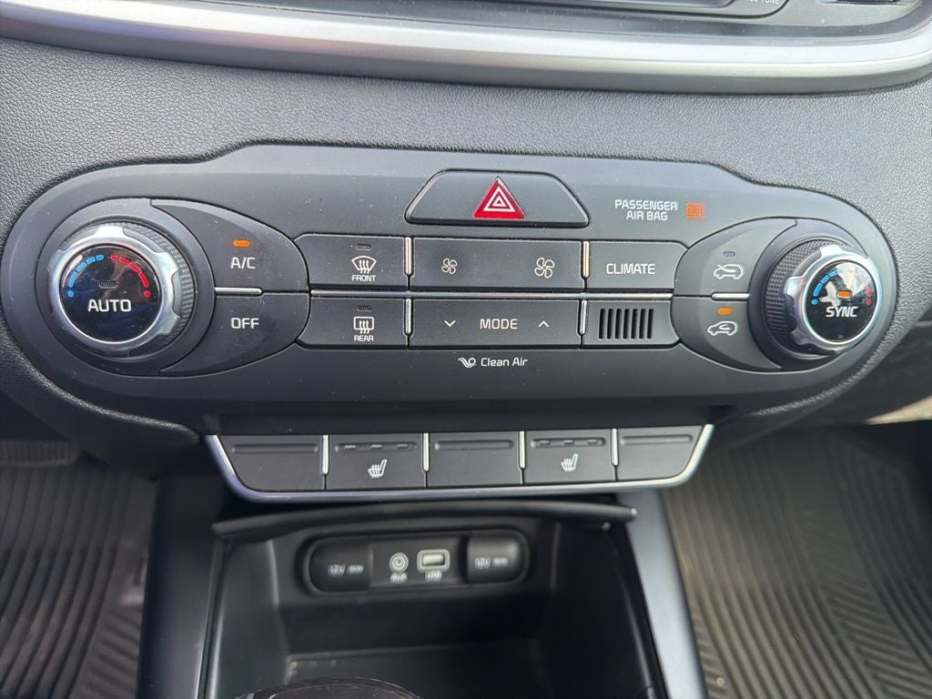 2018 Kia Sorento LX