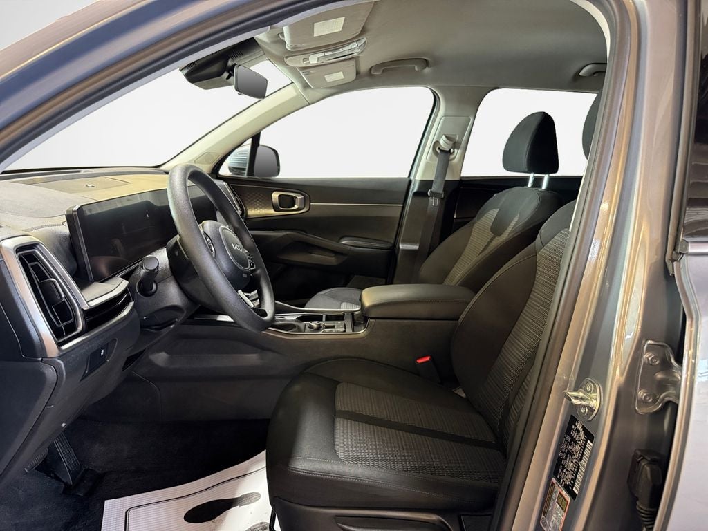 2024 Kia Sorento LX FWD