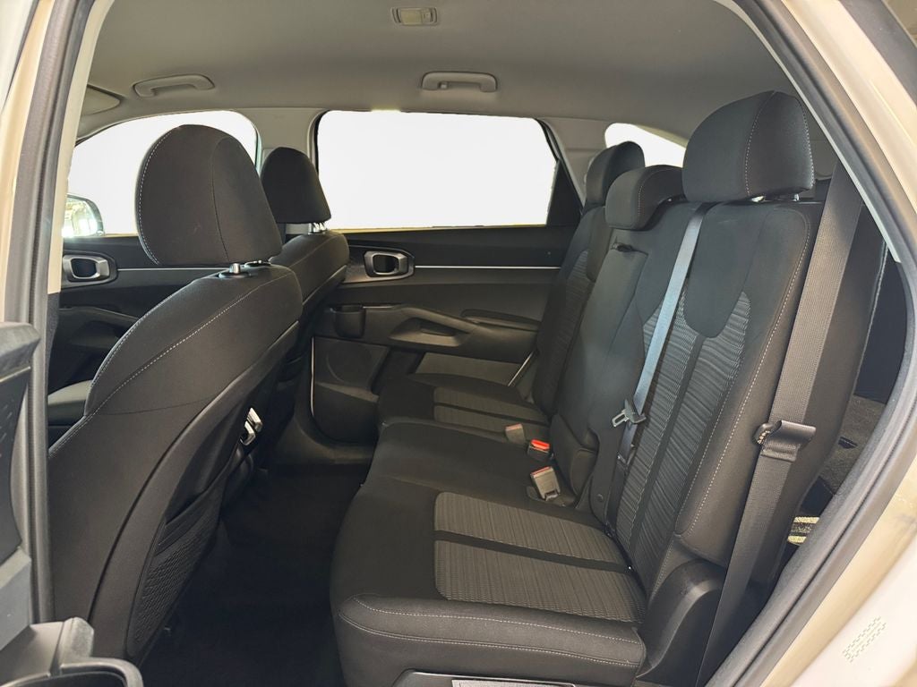 2023 Kia Sorento LX 3RD ROW