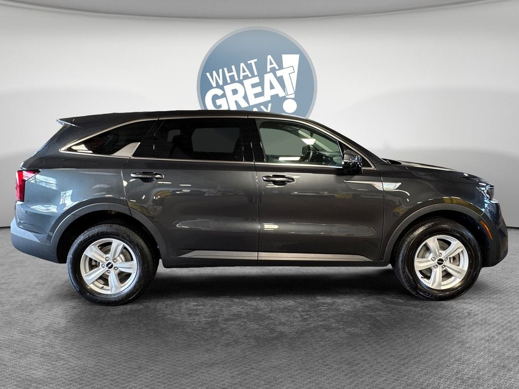 2023 Kia Sorento LX 3RD ROW