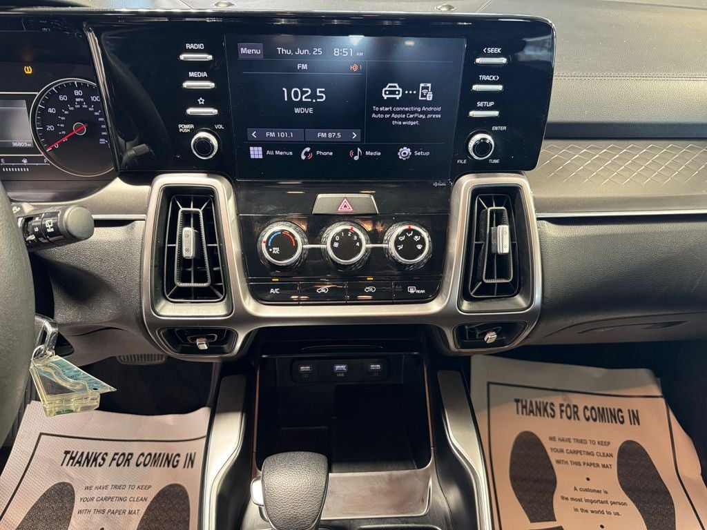2023 Kia Sorento LX 3RD ROW