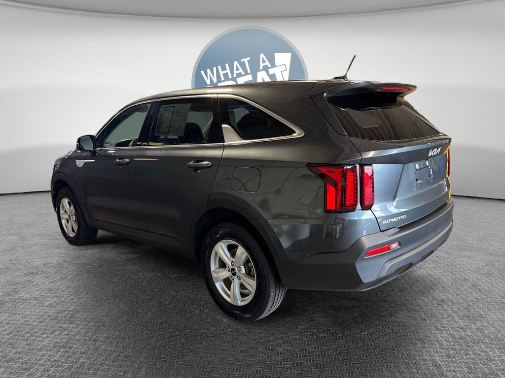 2023 Kia Sorento LX 3RD ROW