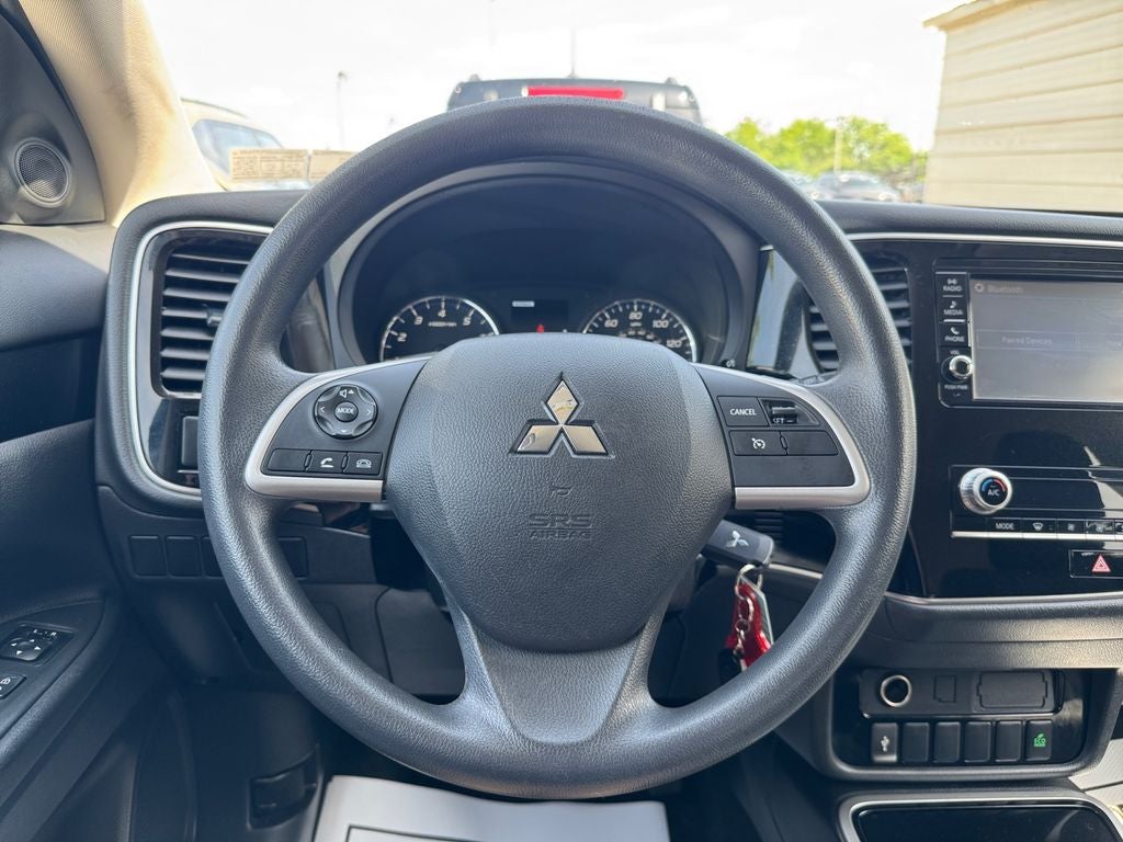 2020 Mitsubishi Outlander ES