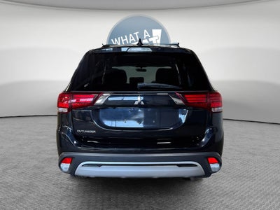 2020 Mitsubishi Outlander ES