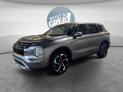 2022 Mitsubishi Outlander SE