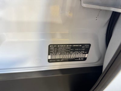 2023 Mitsubishi Outlander SE