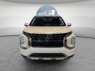 2023 Mitsubishi Outlander SE