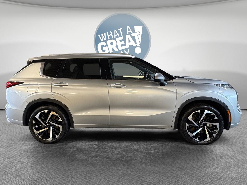 2022 Mitsubishi Outlander SEL