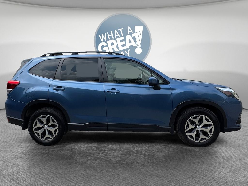 2024 Subaru Forester Premium