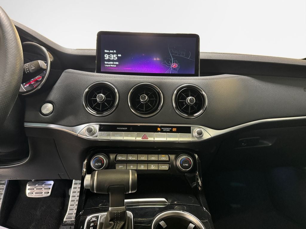 2023 Kia Stinger GT-Line Sun and Sound Pkg