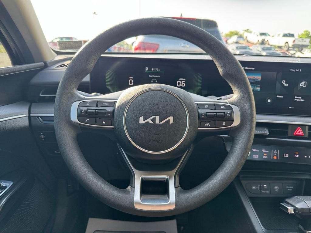 2025 Kia K5 LXS