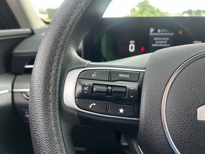 2025 Kia K5 LXS