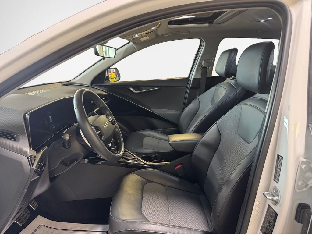 2023 Kia Niro EX Touring