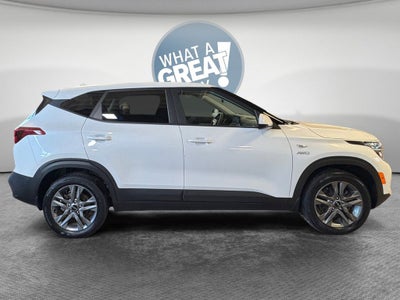 2023 Kia Seltos LX AWD