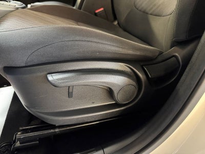 2023 Kia Seltos LX AWD