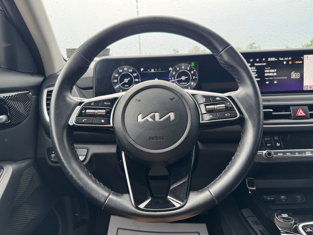 2024 Kia Seltos EX MOONROOF