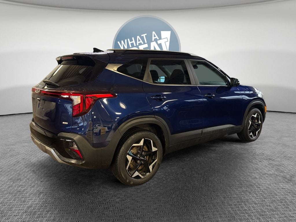 2024 Kia Seltos EX MOONROOF