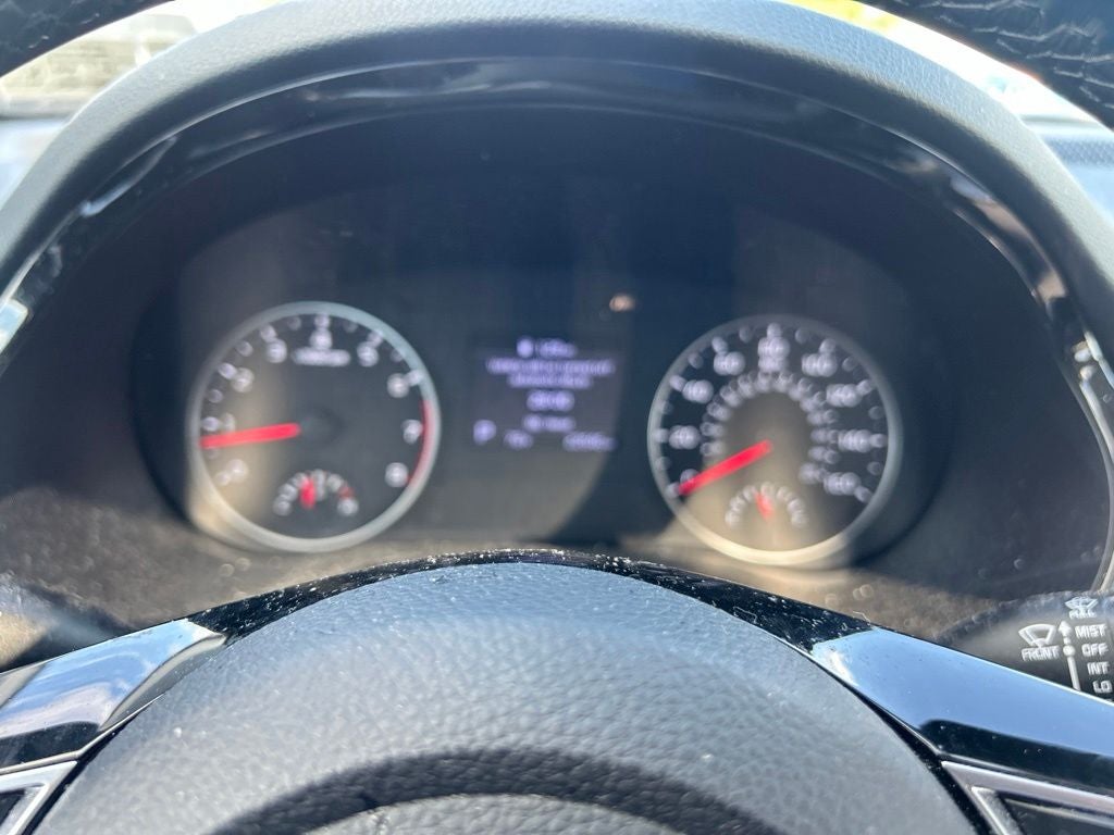 2023 Kia Seltos EX MOONROOF