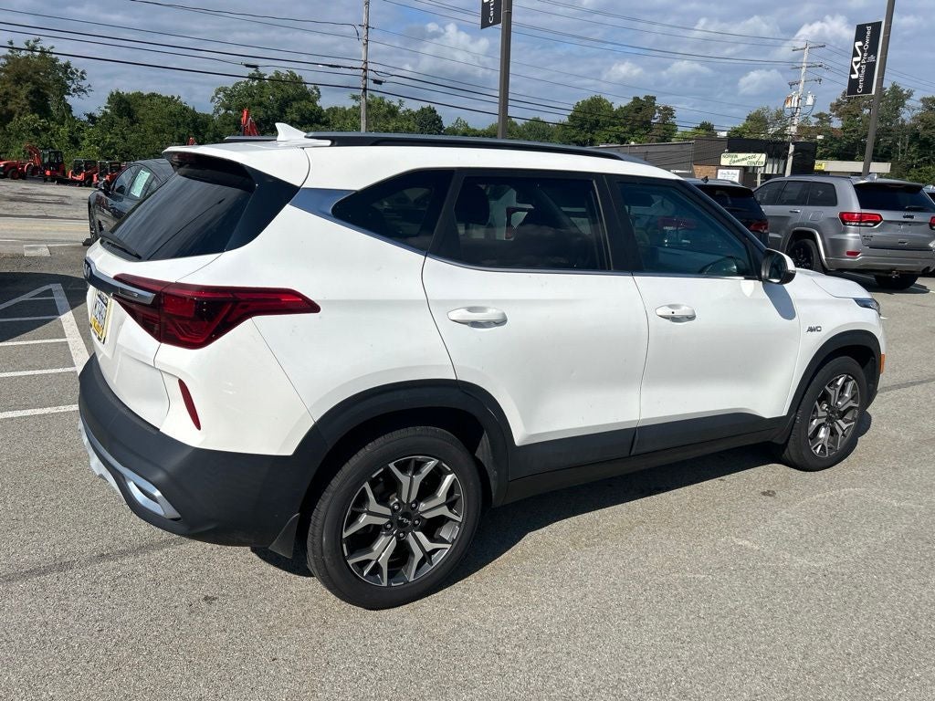 2023 Kia Seltos EX MOONROOF