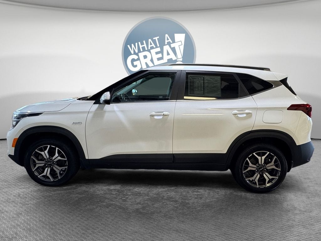 2023 Kia Seltos EX MOONROOF