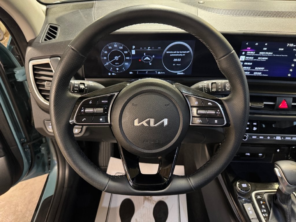 2024 Kia Seltos SX MOON RF