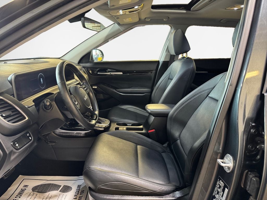 2024 Kia Seltos SX MOON RF