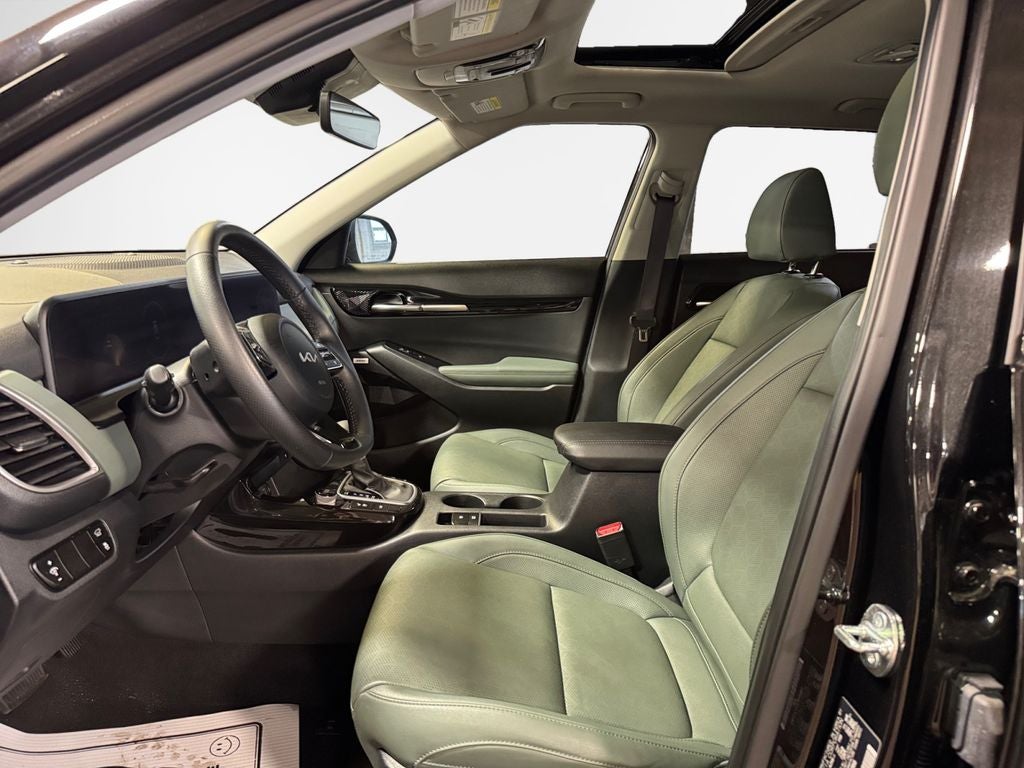 2025 Kia Seltos SX MOONROOF