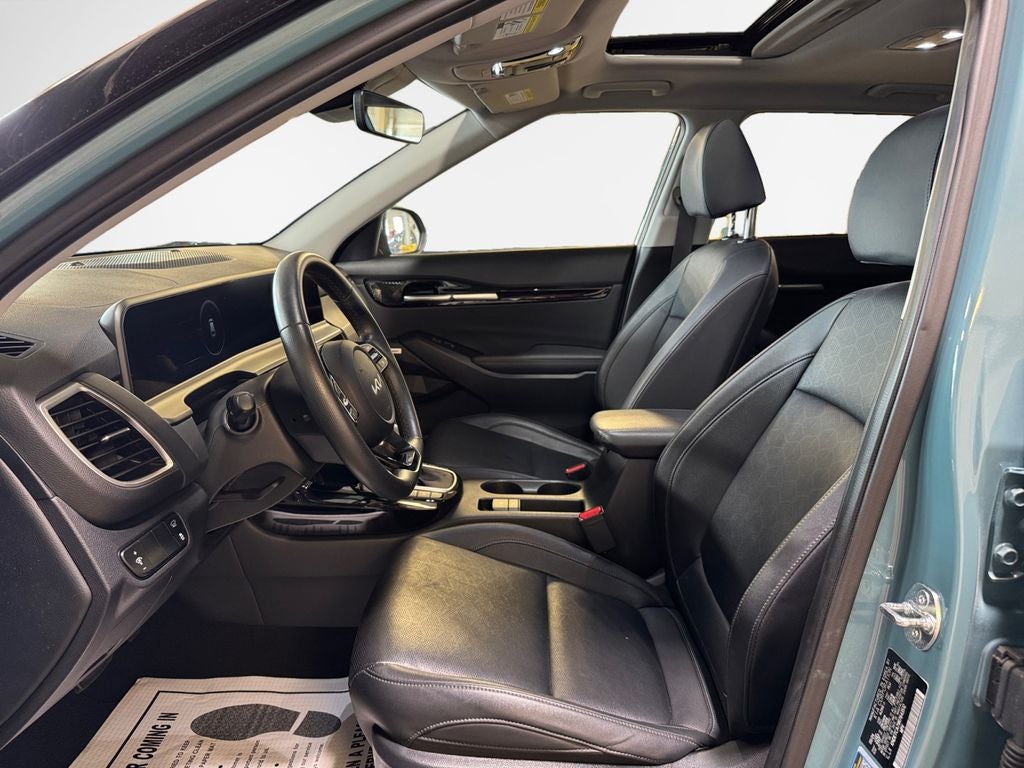 2024 Kia Seltos SX MOONROOF/TURBO