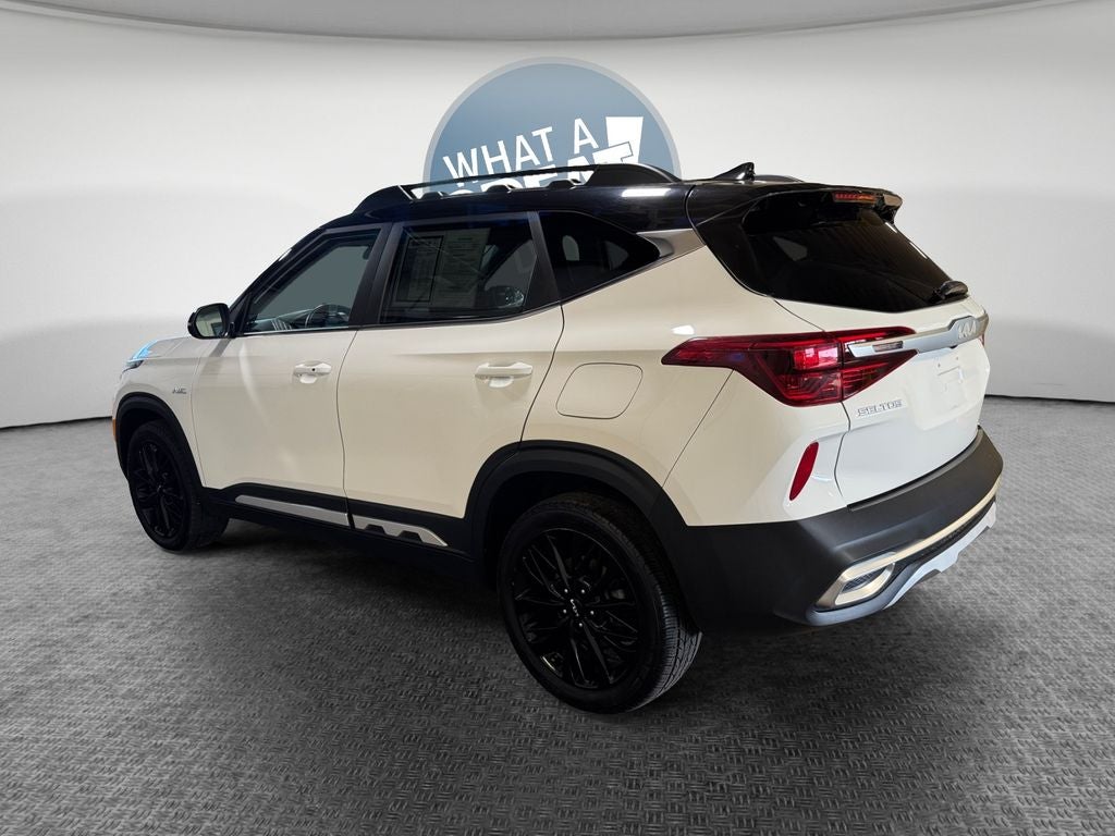 2022 Kia Seltos Nightfall
