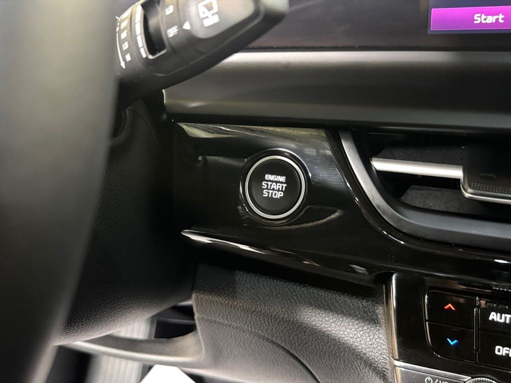 2024 Kia Seltos S NAVIGATION