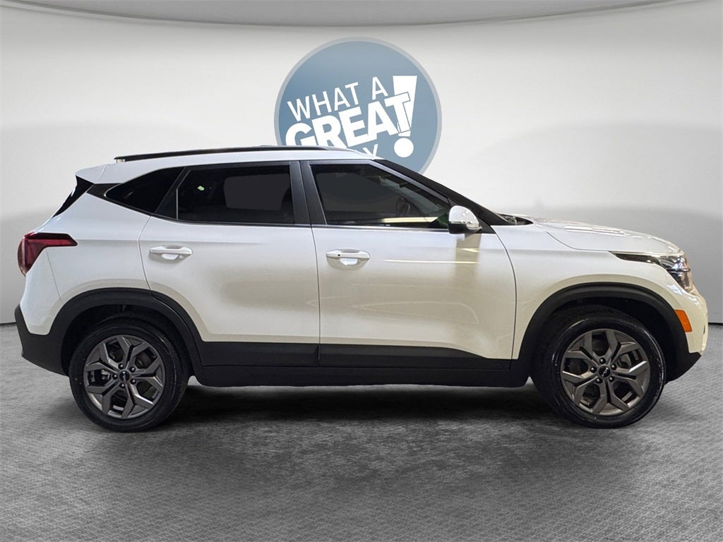 2024 Kia Seltos S NAVIGATION