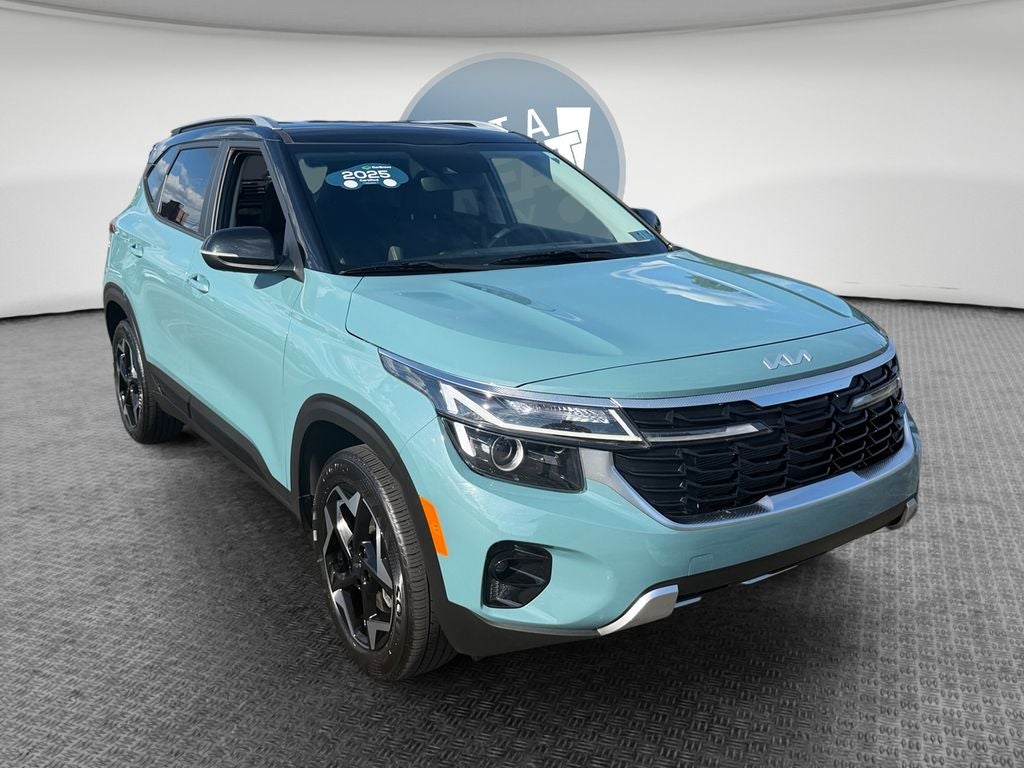 2025 Kia Seltos S NAVIGATION
