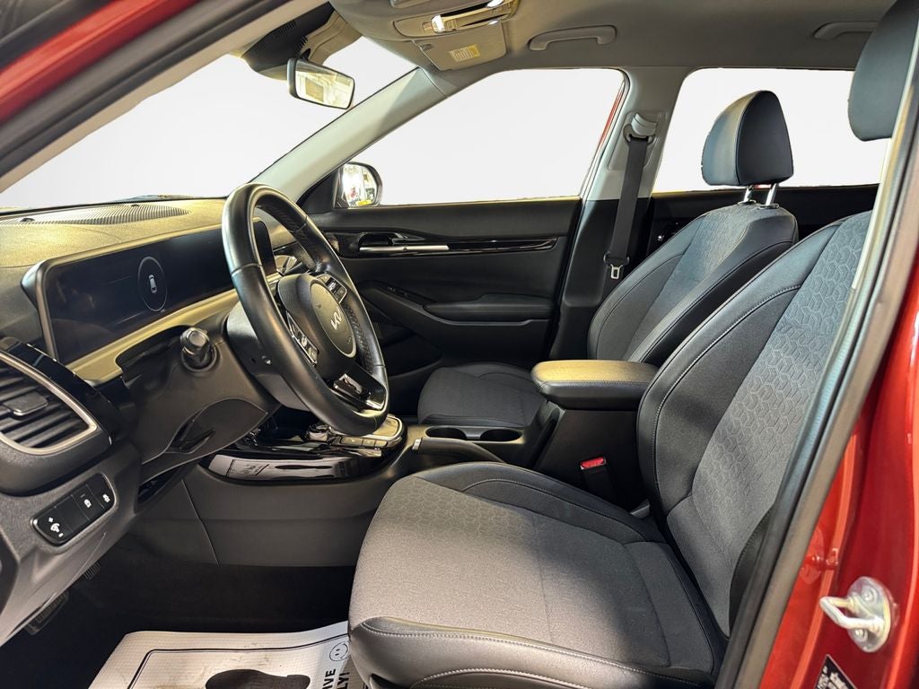 2024 Kia Seltos S NAVIGATION