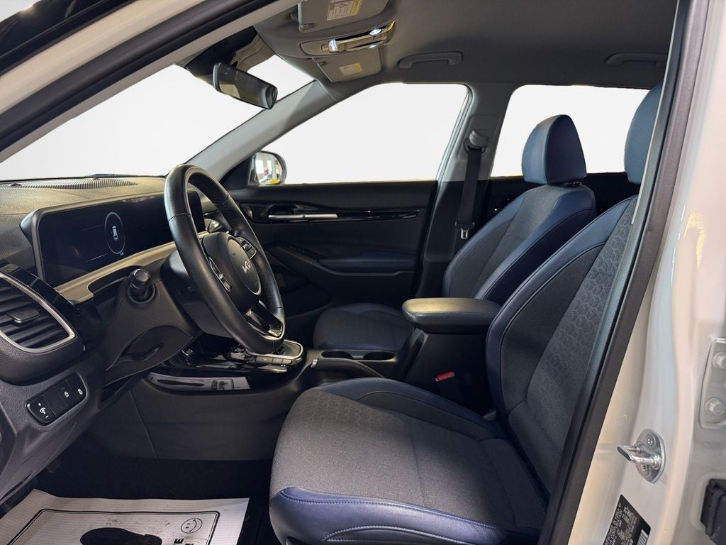 2024 Kia Seltos S NAVIGATION